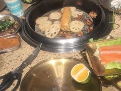 -姜胖胖韩式自助烤肉(光明万达店)