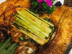 香茅草烤罗非鱼-紫滇源云南生态菜(丹凤街店)