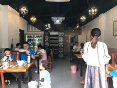 -老谭虾王蟹皇·龙虾·烧烤(蝴蝶湾店)