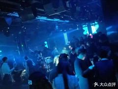 -TOP LIV Night Club 酒吧