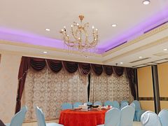 -沪华海鲜大酒楼(南汇店)