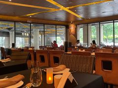 靠窗位-Efes Turkish & Mediterranean Cuisine 艾菲斯餐厅(陆家嘴店)