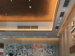 -星巴克臻选(深圳龙华红山天虹店)
