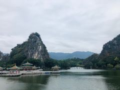 -星湖旅游景区七星岩