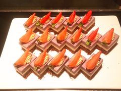 红莓慕斯蛋糕-云尚自助餐厅(佛山南海瞻云酒店)