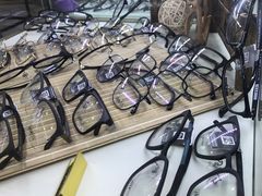 -精益眼镜(建三店)