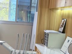 -上海仁爱医院口腔科 · 种植