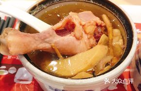 Fresh Mushroom Stewed Chicken Thigh
