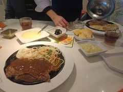 -豪客来牛排(华创国际广场店)