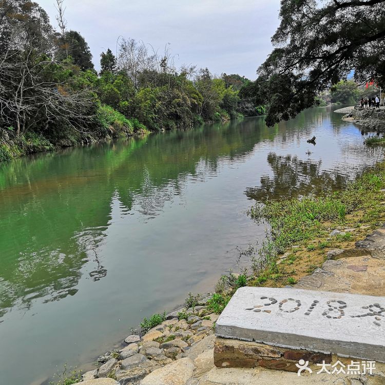 大风车和石头桥是电影云水谣取景地