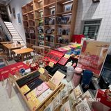 这里的咖啡店作为玉佛寺的咖啡店还是蛮有特色的
