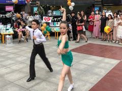 -炫艺舞蹈培训中心(枫尚奥特莱斯店)