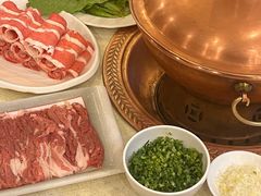 -八先生涮肉房(三里河店)