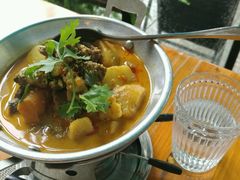 咖喱牛腩煲-山色西餐·柴火烤披萨