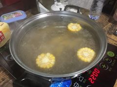 锅底-官塘牛同志牛肉火锅