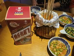 -包整·丝娃娃(一览甲秀楼风景店)