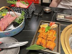 -山川小町·极番烧肉(新地假日广场店)