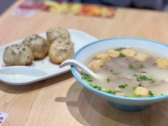 油豆腐鸭血粉丝汤-小杨生煎(湟普汇店)