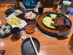-肥肥虾庄·金牌油焖大虾(杨园滨江时代walk店)