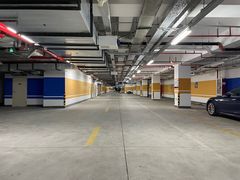 -中信泰富万达广场·停车场