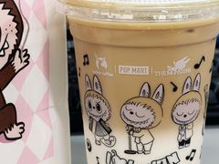 -瑞幸咖啡(科尔达大厦店)