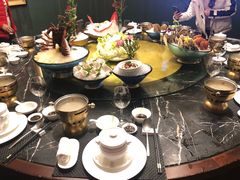 -半岛翡丽海鲜自助餐厅(观风亭店)