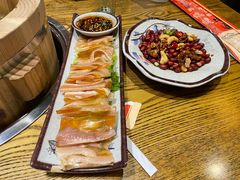 -聚串门儿·东北烧烤(信义坊店)