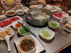 -牛德亨臻牛潮汕火锅(万邦时代店)