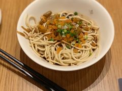 武汉热干面-文叔·湖北名小吃·小龙虾(华强北店)