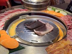 -哈哈碳都·牛肋条无限自助烤肉(台江万达店)