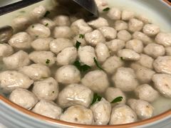 -巩本明鱼屋子