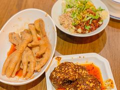 -二孃鸡爪爪(东风路总店)