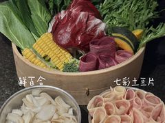 -三出山火锅(万象天地店)