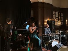 -LONG BAR 廊吧(外滩华尔道夫酒店)