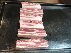 -香猪坊韩国烤肉专属门店(魏公村店)