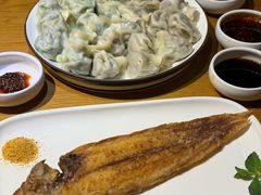 -伊喜饺子·烤鸭(五道口学院路店)