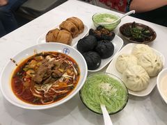 -李与白包子铺(桐梓林店)