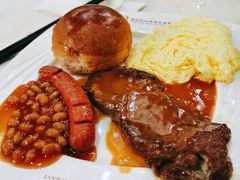 -香港新发烧腊茶餐厅(万象店)