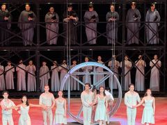 -交通银行前滩31演艺中心