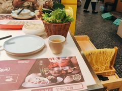 -洪氏嗨捞·猪肚鸡火锅(阳光天地店)
