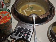 -喃喃椰·糟粕醋·椰子鸡火锅(七堡花园店)