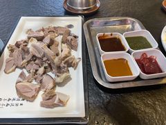 手把肉-诺敏塔拉奶茶-布里亚特包子-手把肉(锦都会店)