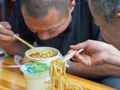 -罗氏热干牛肉面馆(玫瑰街总店)