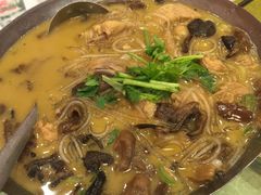 -鹤乡东北菜(崮山路店)