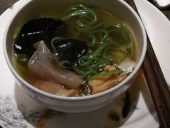 -余欢领鲜火锅(新街口店)