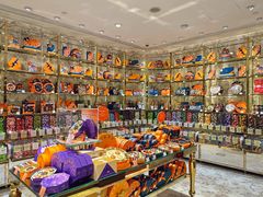 -VENCHI 闻绮(北京国贸商城店)