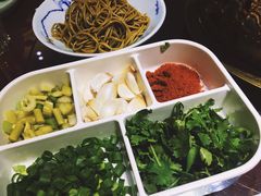 -窄巷子陕菜馆·地道陕西菜(粉巷店)