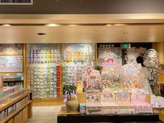 -猫的天空之城概念书店(苏州诚品店)