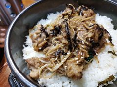 牛肉石锅拌饭-·缸桶屋·韩式牛肋条自助烤肉(西湖D11店)