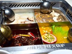 -海底捞火锅(新松江路生日主题店)